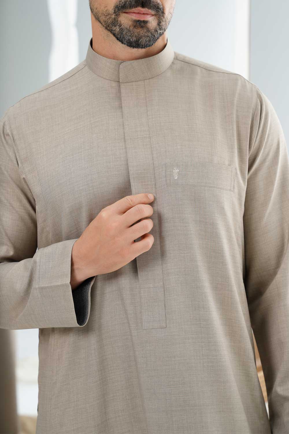 Beige Saudi Thobe - Image 4