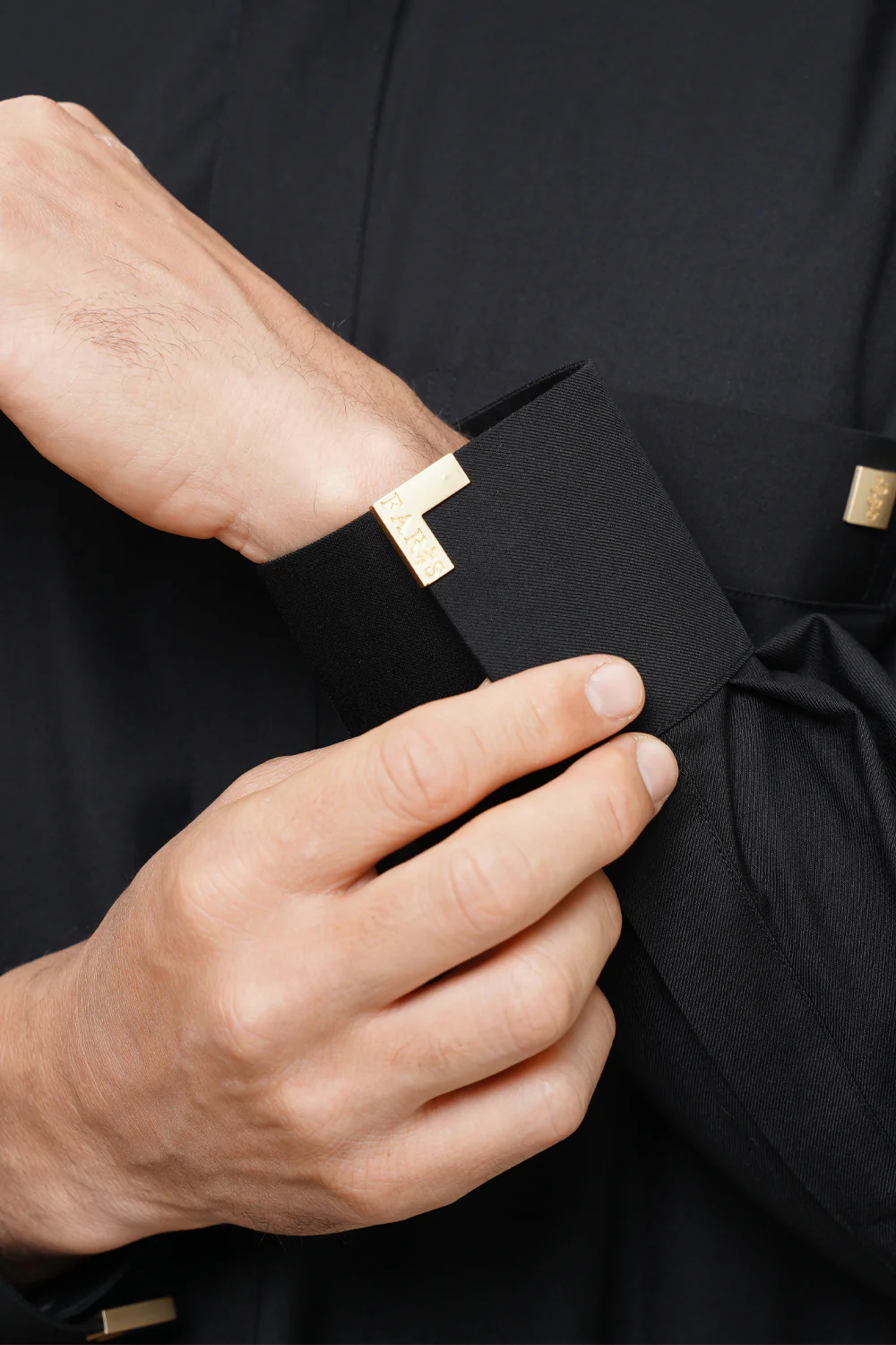 Black Premium Thobe - Image 3