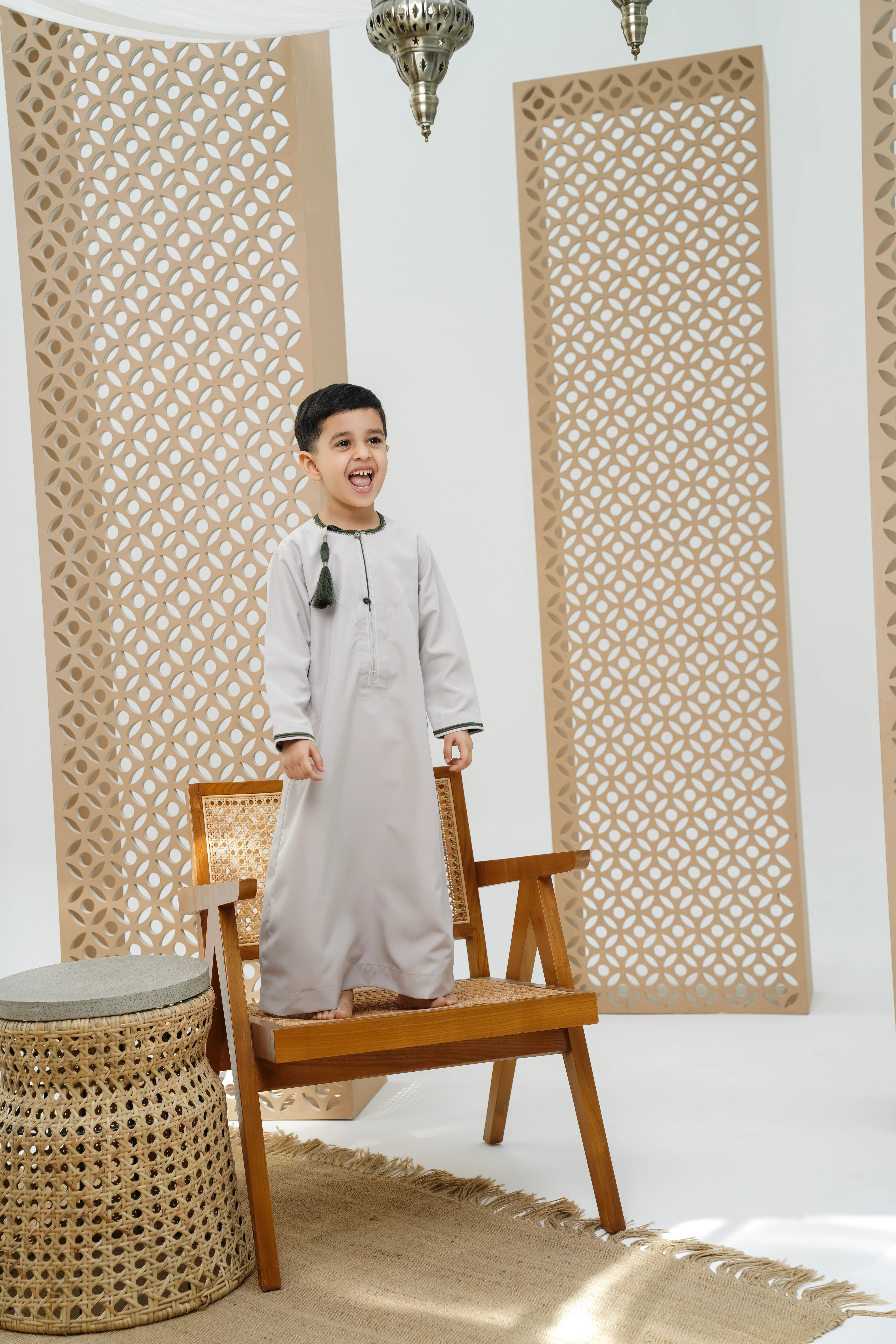 Omani Ivory Boys Thobe - Image 4