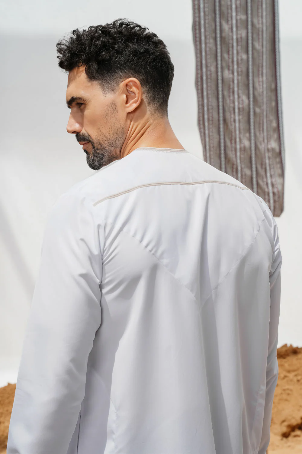 Omani White Thobe (Pink Embroidery) - Image 4