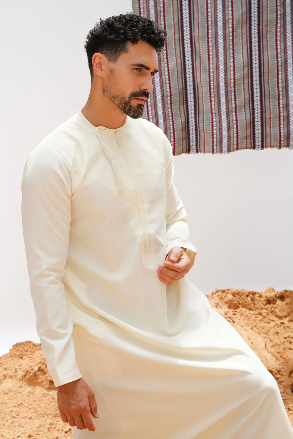 Omani Yellow Thobe - Image 3