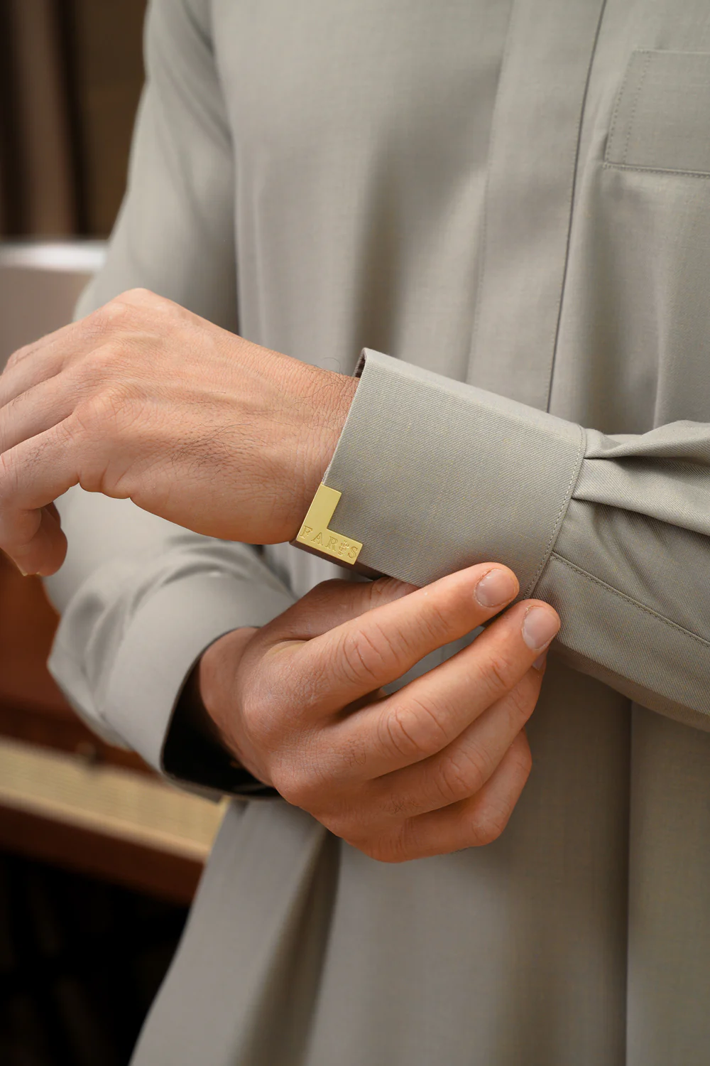 Qatari Taupe Thobe - Image 3