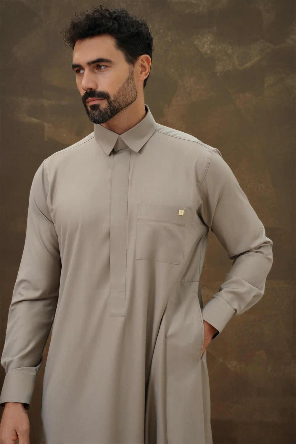 Qatari Taupe Thobe - Image 4