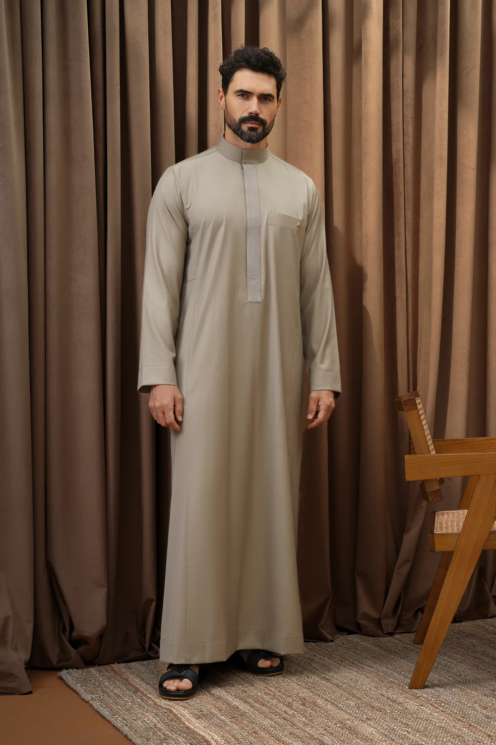 Taupe Herringbone Thobe - Image 5